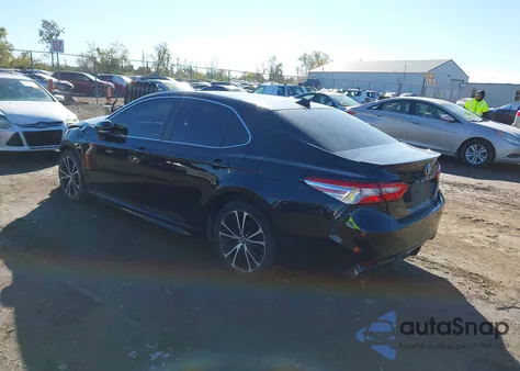 2020 Toyota Camry Se Awd z USA, uszkodzony, nr VIN 4T1G11BK9LU018697